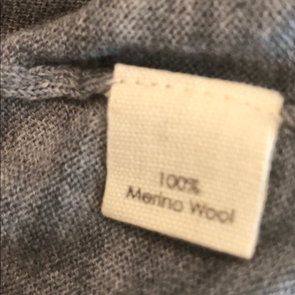 Label + thread sweater - Picture 8 of 8